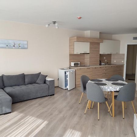 Apart Allure Dobi Aparthotel Primorsko Buitenkant foto