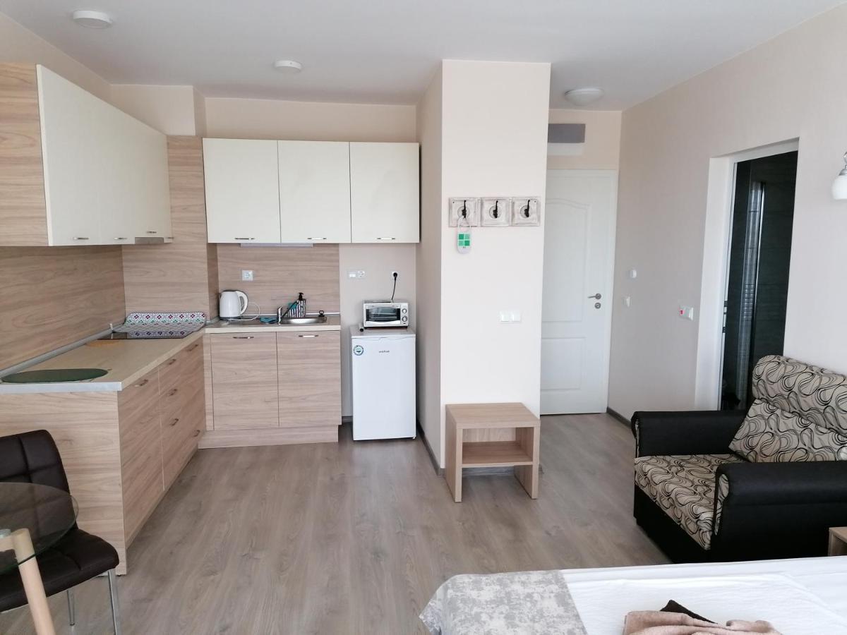 Apart Allure Dobi Aparthotel Primorsko Buitenkant foto