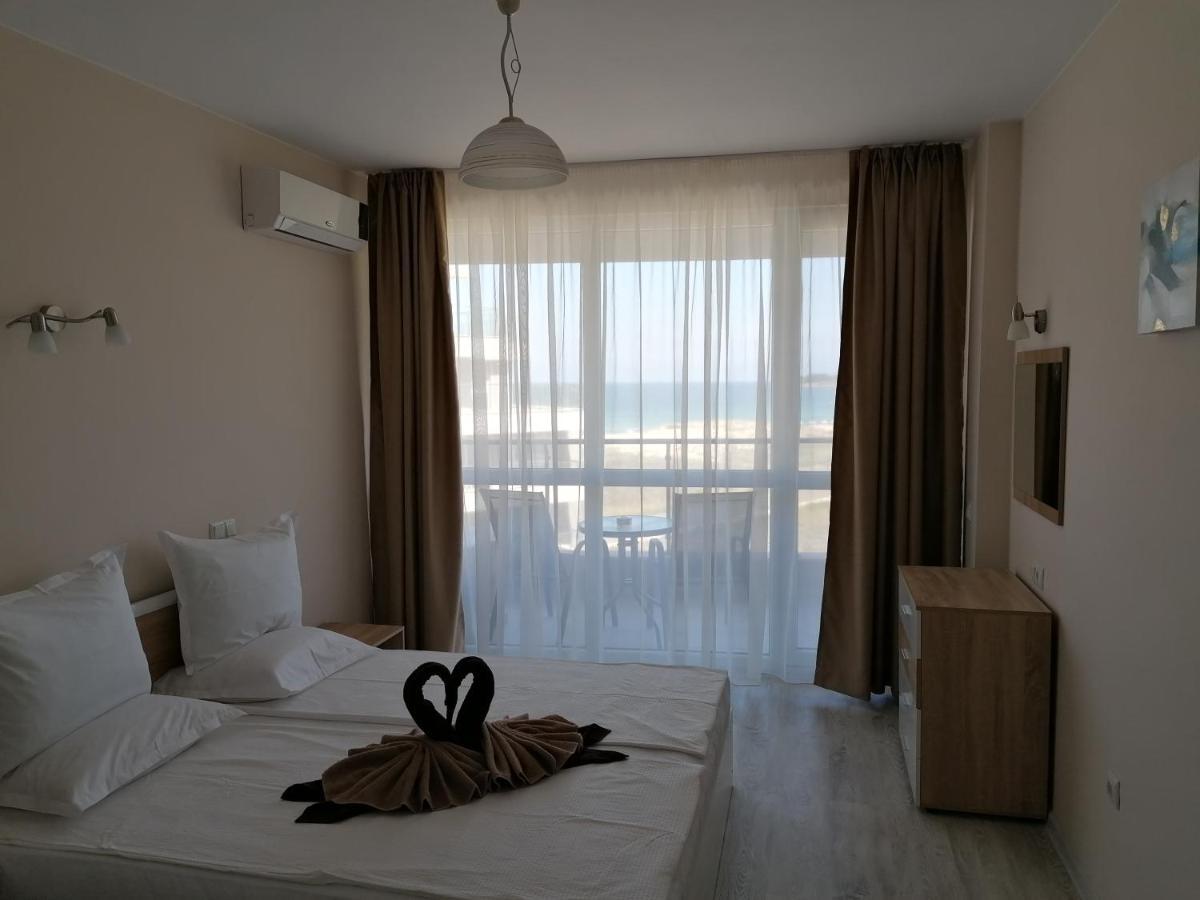 Apart Allure Dobi Aparthotel Primorsko Buitenkant foto