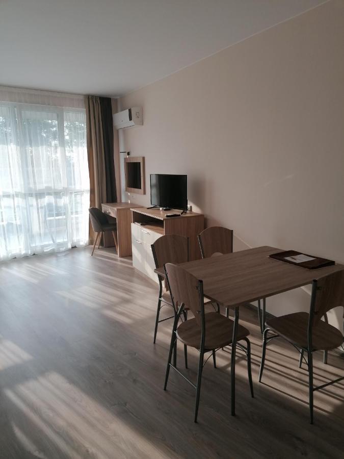 Apart Allure Dobi Aparthotel Primorsko Buitenkant foto