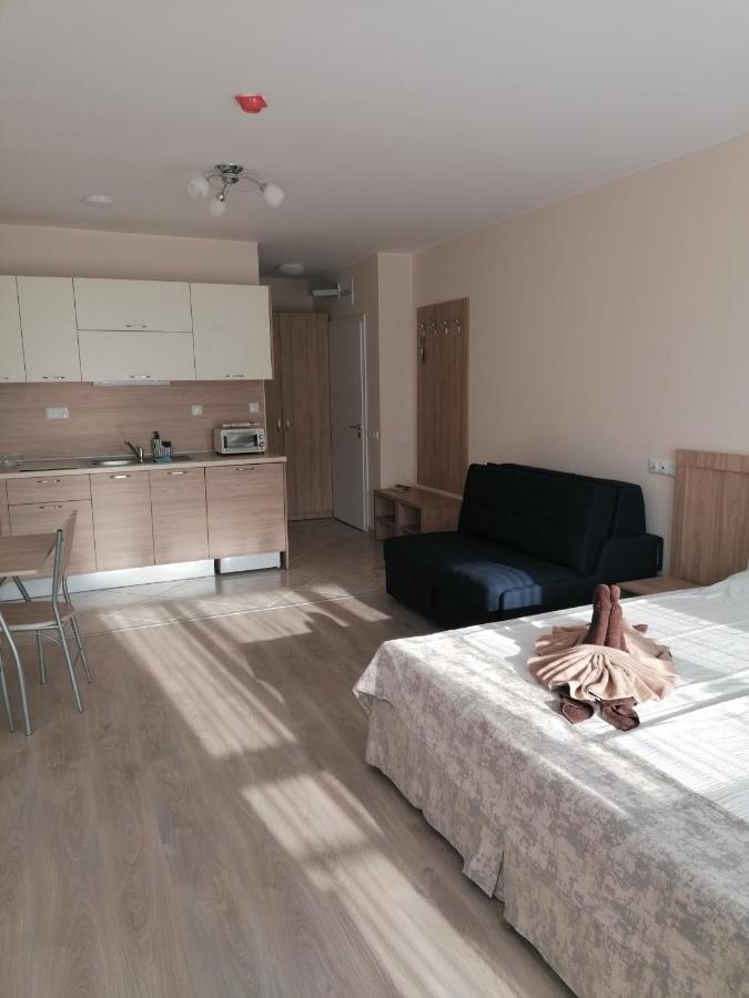 Apart Allure Dobi Aparthotel Primorsko Buitenkant foto