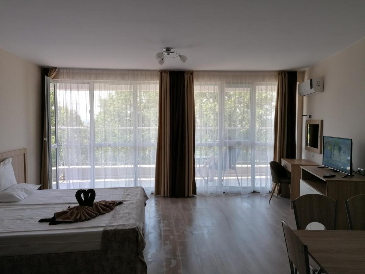 Apart Allure Dobi Aparthotel Primorsko Buitenkant foto